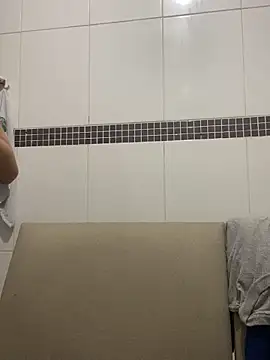 Snapshot of Mirella_Oliveira chatting on December 2025 09:31:02 PM Mirella Oliveira online show from December 2025 09:31:02 PM