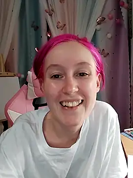 Fuzzy Unicorn online show from October 2025 07:12:02 PM