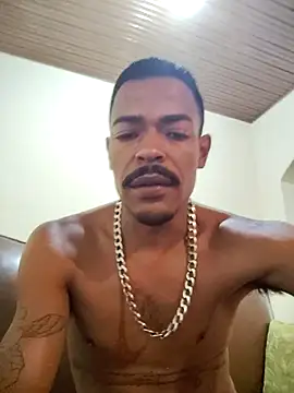 Snapshot of lacoste12 chatting on October 2025 01:09:02 AM lacoste12 online show from October 2025 01:09:02 AM