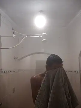 Snapshot of lacoste12 chatting on November 2025 12:32:01 AM lacoste12 online show from November 2025 12:32:01 AM