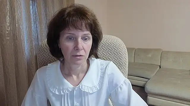 Snapshot of Lia_Tito chatting on October 2025 02:14:02 PM Lia Tito online show from October 2025 02:14:02 PM