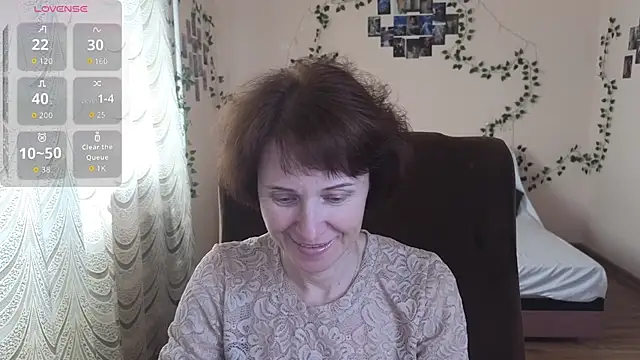 Snapshot of Lia_Tito chatting on October 2025 06:32:01 AM Lia Tito online show from October 2025 06:32:01 AM