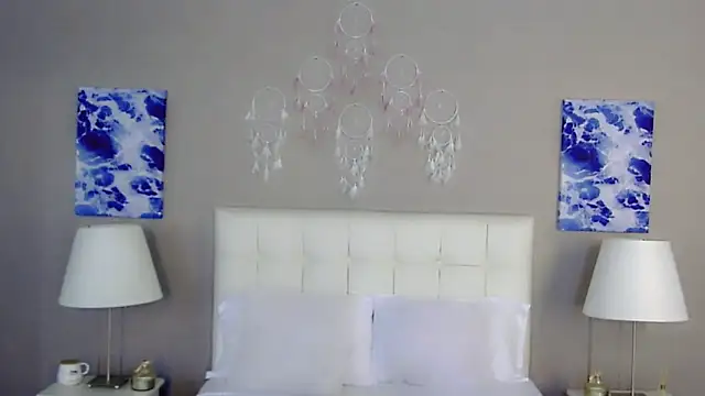 Snapshot of maddissonivanova chatting on October 2025 07:11:02 PM maddissonivanova online show from October 2025 07:11:02 PM