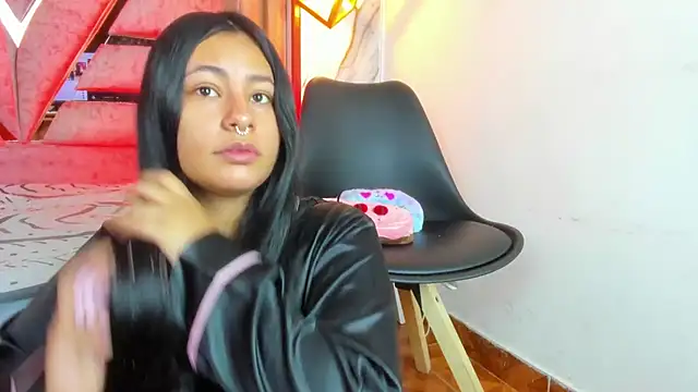 Snapshot of SamaelAndLilitt chatting on October 2025 07:00:02 AM SamaelAndLilitt online show from October 2025 07:00:02 AM