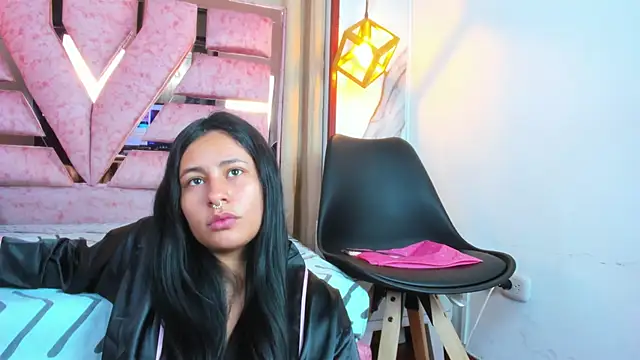 Snapshot of SamaelAndLilitt chatting on October 2025 10:49:02 AM SamaelAndLilitt online show from October 2025 10:49:02 AM