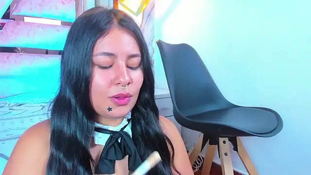 Snapshot of SamaelAndLilitt chatting on November 2025 10:58:01 AM SamaelAndLilitt online show from November 2025 10:58:01 AM