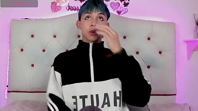 Snapshot of Princeapolo_anki chatting on September 2025 03:04:02 PM Princeapolo anki online show from September 2025 03:04:02 PM