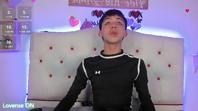 Snapshot of Princeapolo_anki chatting on October 2025 09:56:01 PM Princeapolo anki online show from October 2025 09:56:01 PM