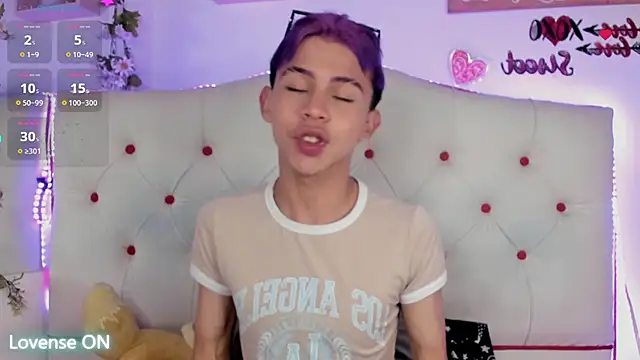 Snapshot of Princeapolo_anki chatting on October 2025 09:16:01 PM Princeapolo anki online show from October 2025 09:16:01 PM