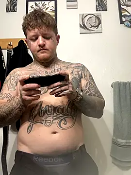 Snapshot of Bwcgoonie chatting on October 2025 02:46:02 AM Bwcgoonie online show from October 2025 02:46:02 AM