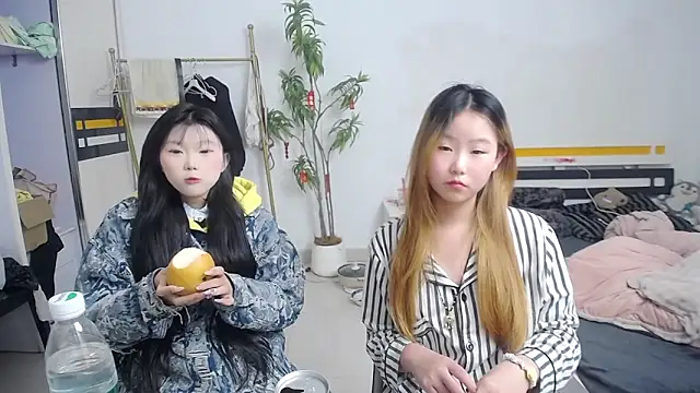 Babygirls523 online show from October 2025 02:50:01 PM