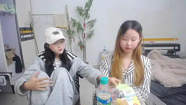 Babygirls523 online show from October 2025 12:48:02 PM