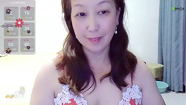 -yiyi11 online show from September 2025 11:23:02 AM