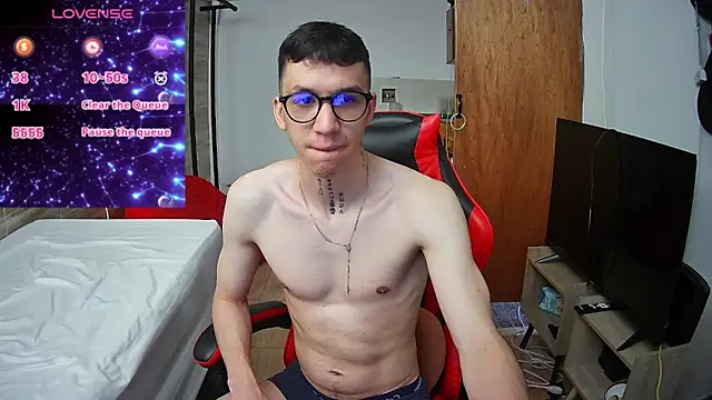 angelicious  online show from November 2025 12:50:02 PM