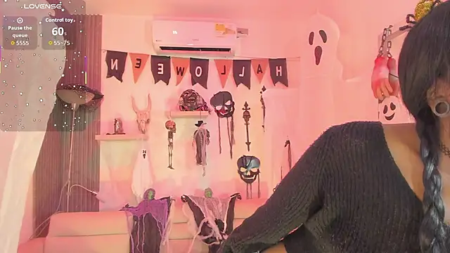 Snapshot of anuskah chatting on October 2025 08:08:01 PM anuskah online show from October 2025 08:08:01 PM