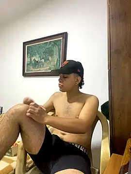 dominant boy77 online show from October 2025 02:56:02 AM