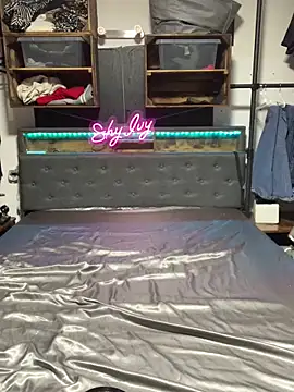 Snapshot of Shy_Ivy chatting on October 2025 09:06:01 PM Shy Ivy online show from October 2025 09:06:01 PM