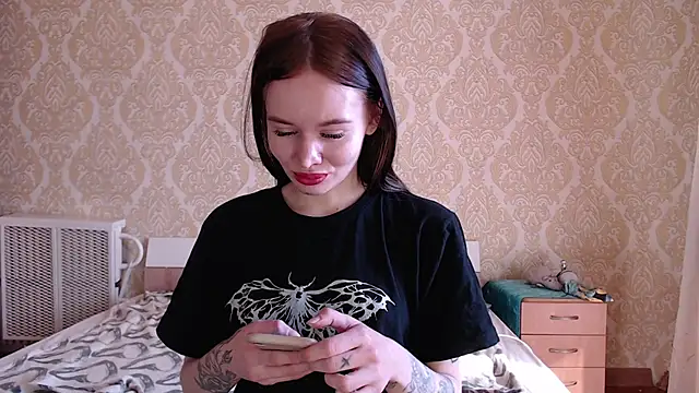 Kitkaat00 online show from October 2025 09:21:02 AM