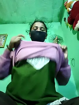 PIHU999 online show from October 2025 01:06:02 AM