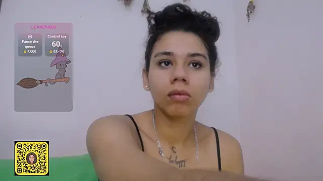 Snapshot of Nocturnawitch chatting on October 2025 03:02:02 PM Nocturnawitch online show from October 2025 03:02:02 PM