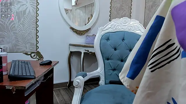 Snapshot of Scarlet__Milff chatting on November 2025 08:08:01 PM Scarlet Milff online show from November 2025 08:08:01 PM