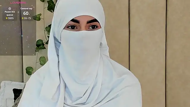  Zahiira  online show from October 2025 12:01:02 PM