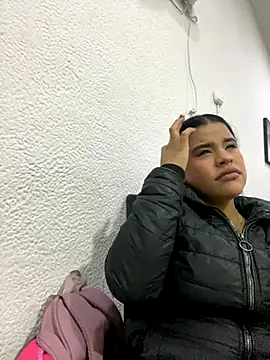 Aisha poweer online show from October 2025 03:05:01 AM