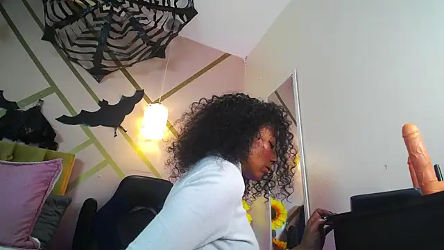 brendaliive online show from October 2025 07:45:01 PM