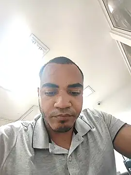 Snapshot of SanChacal5694 chatting on November 2025 10:32:01 PM SanChacal5694 online show from November 2025 10:32:01 PM