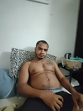 Snapshot of SanChacal5694 chatting on November 2025 03:37:02 AM SanChacal5694 online show from November 2025 03:37:02 AM