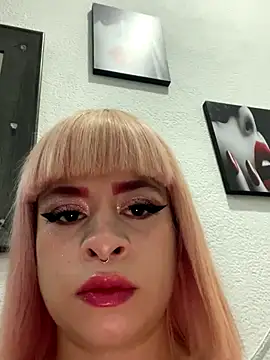 Snapshot of Venuss1_ chatting on October 2025 02:32:01 AM Venuss1 online show from October 2025 02:32:01 AM