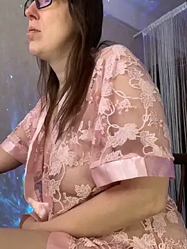 Snapshot of CrazyPinky chatting on February 2025 07:07:02 AM CrazyPinky online show from February 2025 07:07:02 AM
