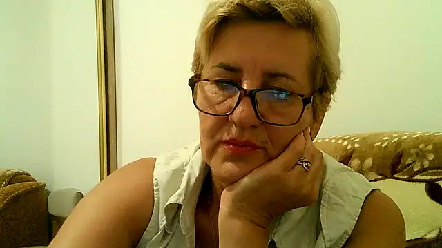 Snapshot of Dana4921 chatting on September 2025 05:02:02 PM Dana4921 online show from September 2025 05:02:02 PM