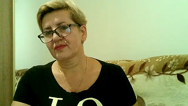 Snapshot of Dana4921 chatting on October 2025 05:59:02 PM Dana4921 online show from October 2025 05:59:02 PM