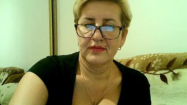 Snapshot of Dana4921 chatting on October 2025 05:47:03 PM Dana4921 online show from October 2025 05:47:03 PM