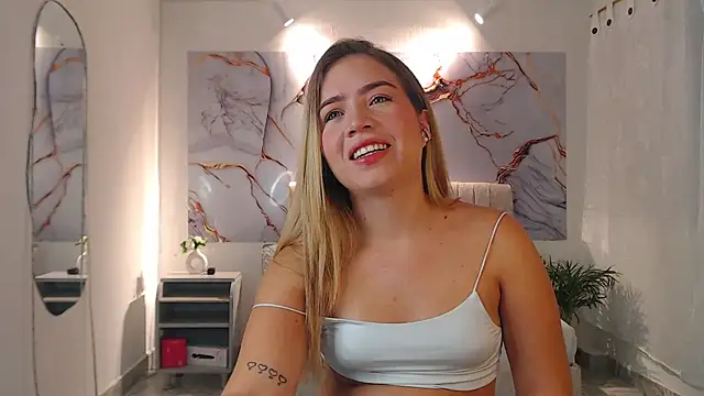 Snapshot of _Tiffany1 chatting on October 2025 07:49:02 PM Tiffany1 online show from October 2025 07:49:02 PM