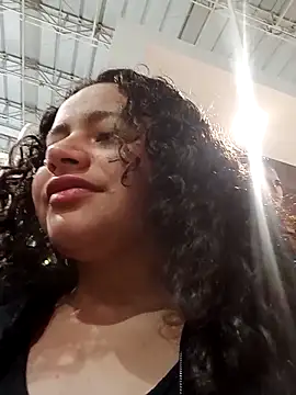 Snapshot of Yaya_watson chatting on October 2025 06:52:01 PM Yaya watson online show from October 2025 06:52:01 PM