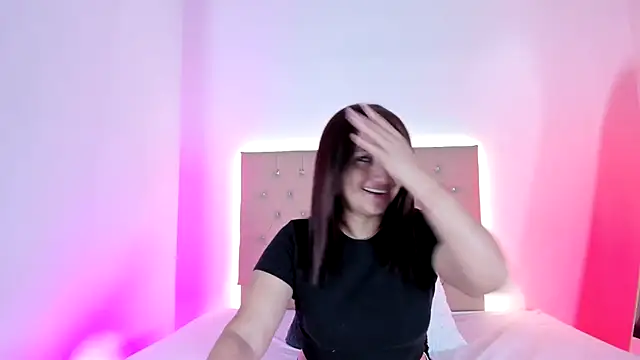 Snapshot of Zafiro__Brown chatting on October 2025 11:55:01 AM Zafiro Brown online show from October 2025 11:55:01 AM