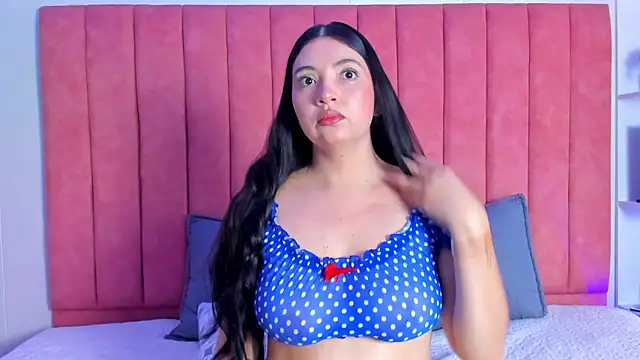 Snapshot of ashley_Olsen chatting on October 2025 03:38:02 AM ashley Olsen online show from October 2025 03:38:02 AM