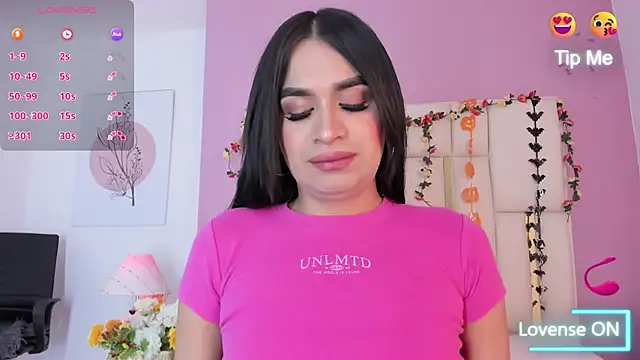 Snapshot of Silvana-Castro chatting on October 2025 11:30:01 AM Silvana-Castro online show from October 2025 11:30:01 AM