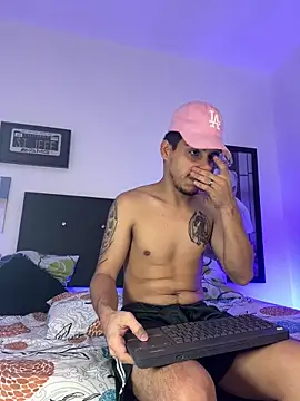 Luke Stone online show from October 2025 05:48:02 PM