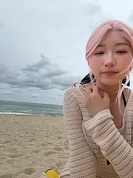 winter11 online show from September 2025 02:24:01 AM