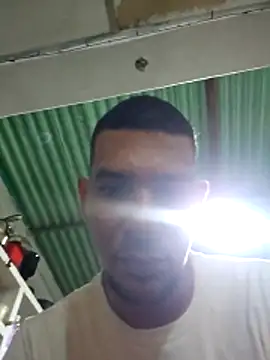 Snapshot of sexyboy_fox chatting on December 2025 04:45:02 PM sexyboy fox online show from December 2025 04:45:02 PM