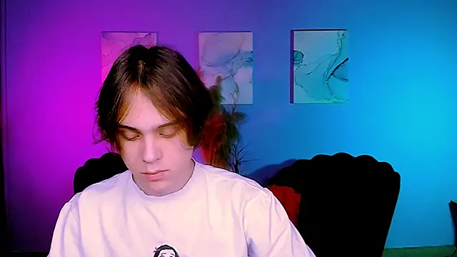 Snapshot of karl_mans chatting on November 2025 10:03:01 AM karl mans online show from November 2025 10:03:01 AM