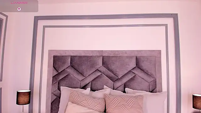 MaddieParker online show from November 2025 12:08:02 PM