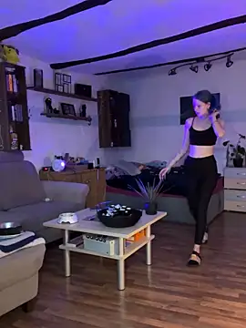 Snapshot of Seductively4_20 chatting on October 2025 04:27:01 PM Seductively4 20 online show from October 2025 04:27:01 PM