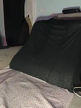 Snapshot of Seductively4_20 chatting on October 2025 09:08:02 PM Seductively4 20 online show from October 2025 09:08:02 PM