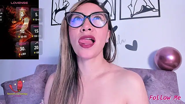 TilaTequila 15 online show from October 2025 01:30:01 PM