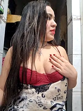 juliaYalla online show from September 2025 05:07:02 AM