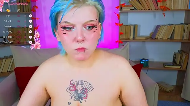 Snapshot of bluelunaray chatting on September 2025 10:42:02 AM bluelunaray online show from September 2025 10:42:02 AM